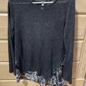 Long sleeve gray shirt